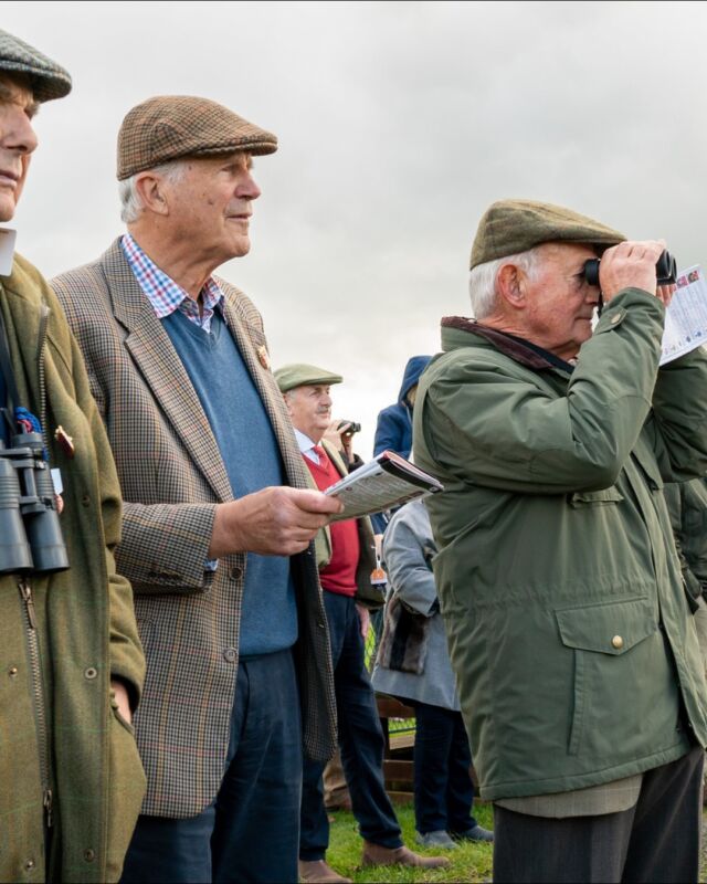 THREE DAYS TO GO🎉

Don't miss Gents Evening –  this Thursday 24 April👬

🕞Gates Open: 3:30pm
🏇First Race: 5:40pm
🏁Last Race: 8:10pm

🚍Free bus service
Departs from the station 90 minutes before the first race and returns 20 minutes after the last.

👥Group offer
Lead booker goes FREE in selected enclosures when attending as a group of 10 or more.

📞Call 01978 780323 to book with Guest Services.

Get your tickets in advance via the link in our bio above!🎟️
