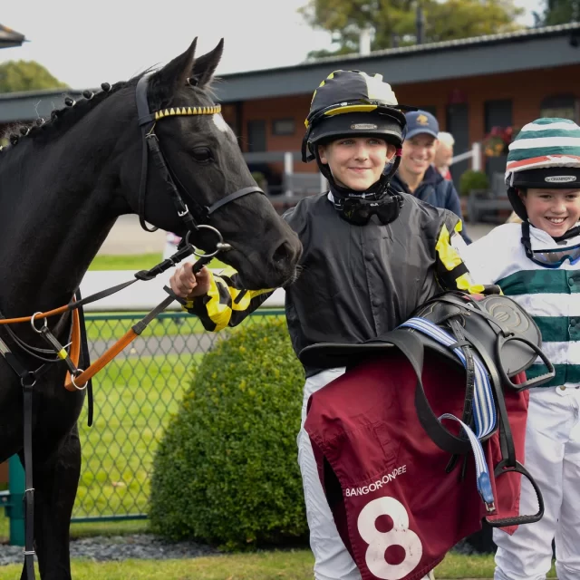 Pony Club Raceday - Area 5 📸

For more photos, head over to our Facebook page.

To find your official photographs, contact @emma.hawes_photography ⭐️