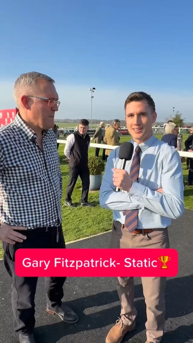 Static takes the feature race of the day!🏆